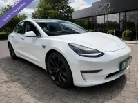 Used Tesla Model 3 Performance 82 kW (112 HP) 2019 White Sedan