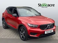 Usado Volvo XC40 R-Design 161 HP (118 kW) 2021 Vermelho SUV