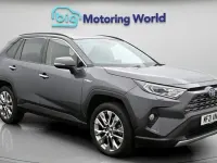 Second-hand Toyota RAV4 218 CP (160 kW) 2025 SUV