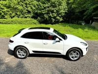 Used Porsche Macan Sport 340 HP (250 kW) 2015 White SUV