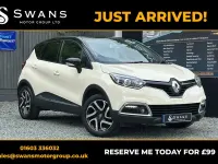 Used Renault Captur Dynamique 90 HP (66 kW) 2017 White SUV