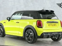 Used Mini John Cooper Works Hatch 228 HP (167 kW) 2022 Yellow Hatchback