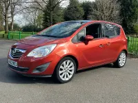 Used Vauxhall Meriva 118 HP (86 kW) 2012 Orange MPV