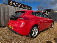 Used Volvo V40 SE 115 HP (84 kW) 2012 Red Hatchback