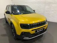 Ny Jeep Avenger EV Summit 114 kW (156 HK) 2026 Vit SUV