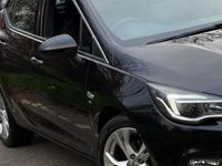 Used Vauxhall Astra SRi 2017 Black Hatchback