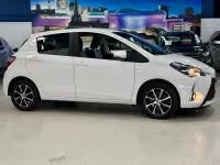 Used Toyota Yaris 111 HP (81 kW) 2018 White Hatchback