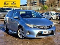 Usado Toyota Auris Multidrive S 132 HP (97 kW) 2013 Azul Citadino