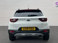 Used Kia Stonic 118 HP (86 kW) 2019 White SUV