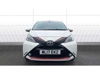 Begagnad Toyota Aygo 69 HK (50 kW) 2017 Vit Halvkombi