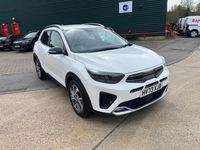 Used Kia Stonic GT-Line S 100 HP (73 kW) 2024 White SUV