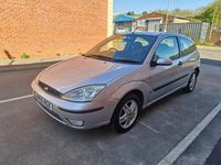 Used Ford Focus Zetec 2005 Silver Hatchback