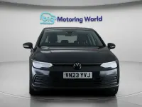Usado VW Golf VIII Life 150 HP (110 kW) 2023 Cinzento Citadino