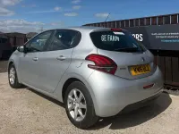 Used Peugeot 208 Active 73 HP (53 kW) 2015 Silver Hatchback