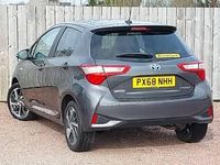 Used Toyota Yaris Hybrid 100 HP (73 kW) 2018 Grey Hatchback