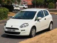 Used Fiat Punto Pop 69 HP (50 kW) 2015 White Hatchback
