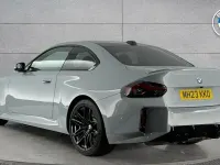 Begagnad BMW M2 Shadowline 454 HK (333 kW) 2023 Grå Sportkupé