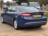 Used Ford Mondeo Zetec 160 HP (117 kW) 2017 Blue Hatchback
