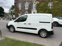 Used Citroën Berlingo 75 HP (55 kW) 2016 White MPV
