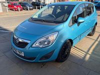 Begagnad Vauxhall Meriva 100 HK (73 kW) 2010 Blå Minibuss