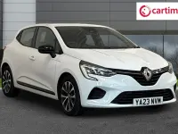 Used Renault Clio Evolution 90 HP (66 kW) 2023 White Hatchback
