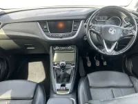 Second-hand Vauxhall Grandland X Elite 130 CP (95 kW) 2018 Albastru SUV