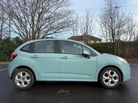 Begagnad Citroën C3 PureTech 2016 Blå Halvkombi