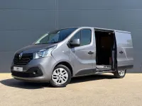 Usado Renault Trafic 2018 Gris Monovolumen