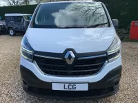 Second-hand Renault Trafic Business 120 CP (88 kW) 2019 Alb Monovolum