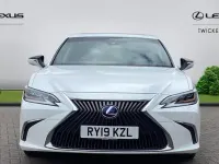 Begagnad Lexus ES300H 218 HK (160 kW) 2021 Sedan