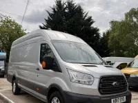 Begagnad Ford Transit 170 HK (125 kW) 2017 Silver Van