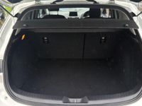 Begagnad Mazda 3 Inclusive 120 HK (88 kW) 2018 Vit Halvkombi