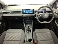 New MG MG3 SE 115 HP (84 kW) 2025 White Hatchback