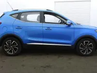Usado MG ZS Exclusive 111 CV (81 kW) 2023 Azul SUV