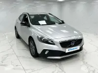 Used Volvo V40 120 HP (88 kW) 2016 Silver Hatchback