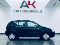 Begagnad VW Polo S 65 HK (47 kW) 2007 Svart Halvkombi