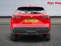Gebraucht Nissan Qashqai Acenta Premium 140 PS (102 kW) 2023 Rot SUV