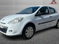 Used Renault Clio II Extreme 86 HP (63 kW) 2010 White Hatchback