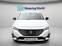 Gebraucht Peugeot 308 Allure 129 PS (94 kW) 2022 Weiß Kleinwagen