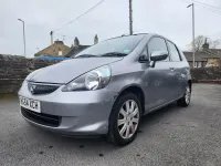 Second-hand Honda Jazz SE 83 CP (61 kW) 2004 Argintiu Hatchback