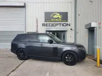 Begagnad Land Rover Range Rover Autobiography 404 HK (297 kW) 2020 Grå SUV