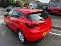 Used Vauxhall Astra 100 HP (73 kW) 2018 Red Hatchback