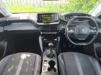 Used Peugeot 2008 Allure 101 HP (74 kW) 2020 Orange SUV