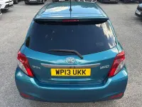 Used Toyota Yaris SR 101 HP (74 kW) 2013 Blue Hatchback