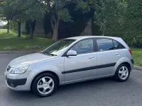 Used Kia Rio LX 2006 Silver Hatchback