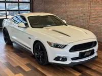 Used Ford Mustang 2018 White Coupe