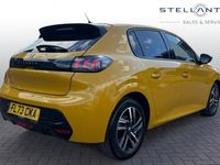 Second-hand Peugeot 208 Allure+ 102 CP (75 kW) 2023 Galben Hatchback
