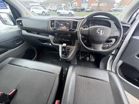 Used Vauxhall Vivaro 100 HP (73 kW) 2022 White MPV