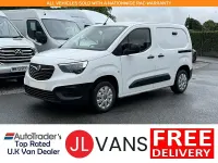 Used Vauxhall Combo Edition 100 HP (73 kW) 2021 White MPV