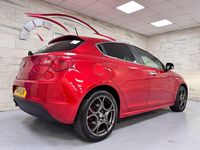 Used Alfa Romeo Giulietta 2014 Red Hatchback